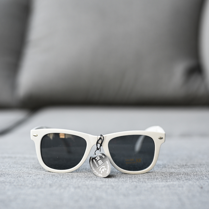 Solbriller i wayfarer-model